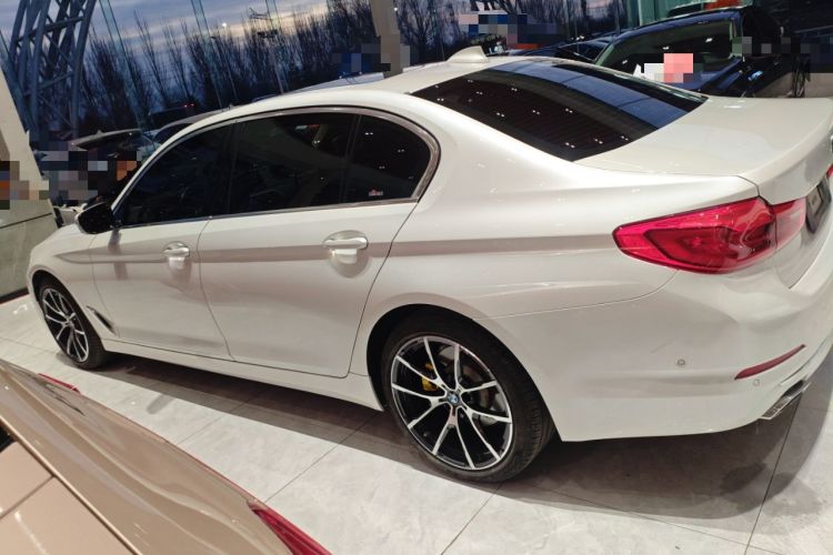 Used BMW 5 Series 2019 Facelifted 530Li Luxury Edition Premium Package
