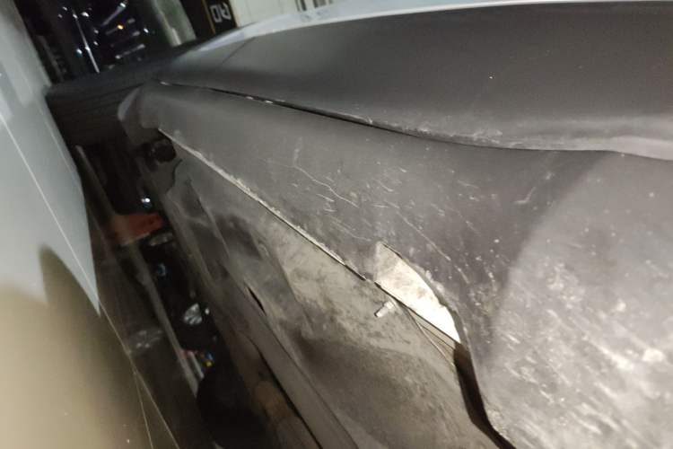 Used  Cherokee 2020 2.0L Two-Wheel Drive Classic Sports Edition
