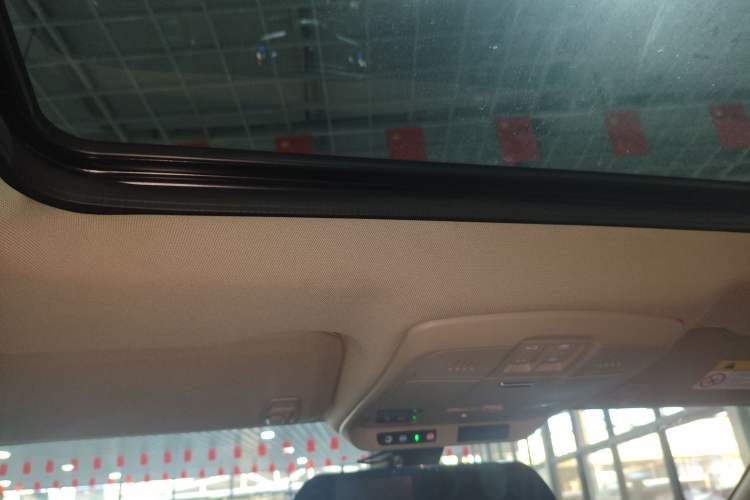 Used Buick Envision 2017 20T Two-Wheel Drive Luxury Model
