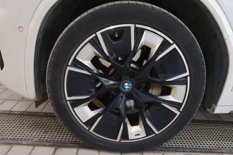 Used BMW iX3 2022 Leading Type
