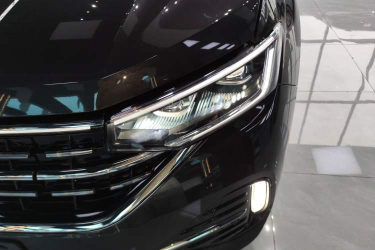 Used Volkswagen Tayron GTE Plug-in Hybrid 2023 280TSI Luxury Plus Advanced Edition
