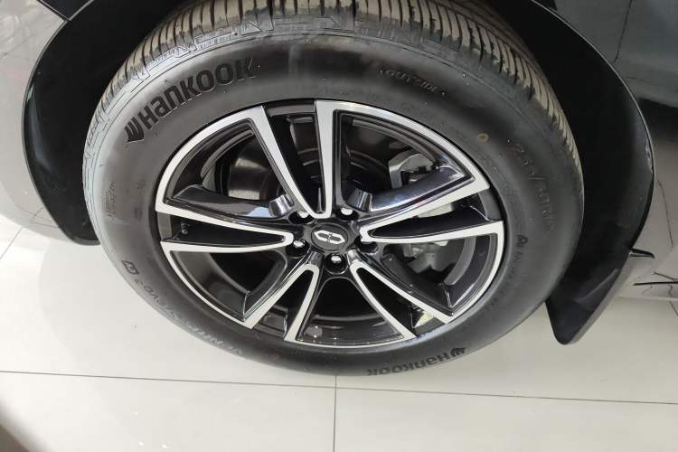 Used Hima AITO M5 2025 Extended-Range Ultra All-Wheel-Drive Version
