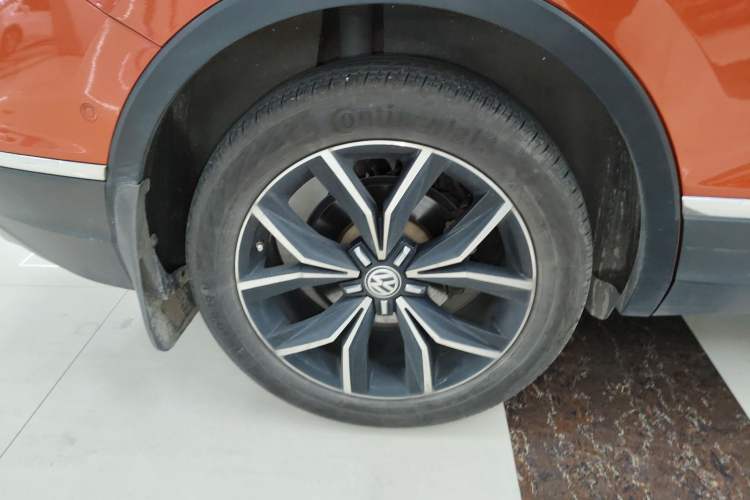 Used Volkswagen Tiguan L 2017 380TSI Automatic All-Wheel Drive Supreme Flagship Edition
