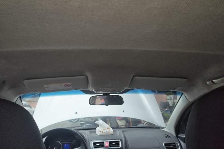 Used JAC Heyue A13RS 2014 CROSS 1.3L Manual Comfort Model
