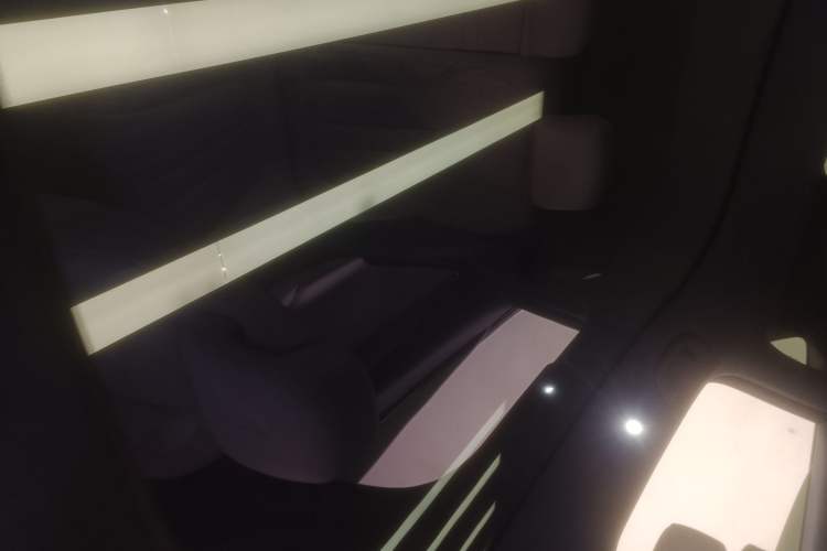 Used BYD Song L EV 2024 662 km Excellence Version
