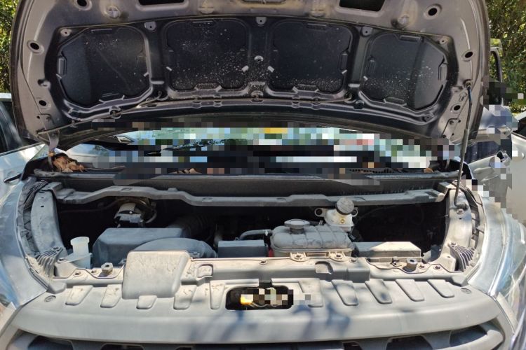 Used Jinbei Gold Hiace 2021 1.5L Passenger Vehicle Engineering Lion 5-Seater
