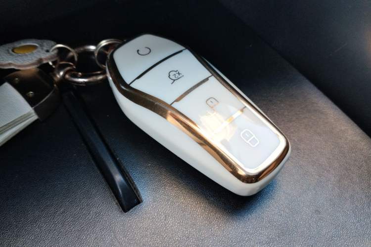 Used BYD Song PLUS New Energy 2024 HONOR Edition DM-i 110km Flagship PLUS