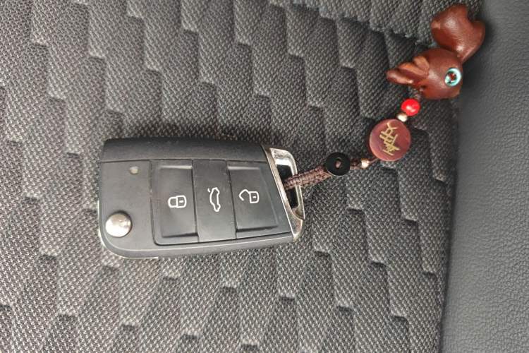 Used Volkswagen Tiguan L 2021 280TSI Automatic Two-Wheel Drive Smart Edition