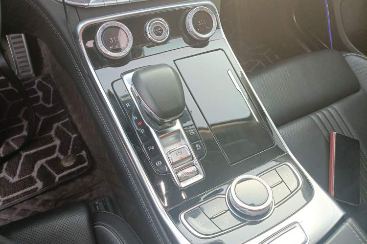 Used Hongqi H9 2020 2.0T Smart Connect Flagship Edition