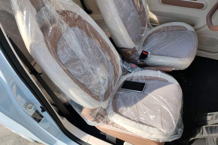 Used Bestune Pony 2026 222km Colorful Horse