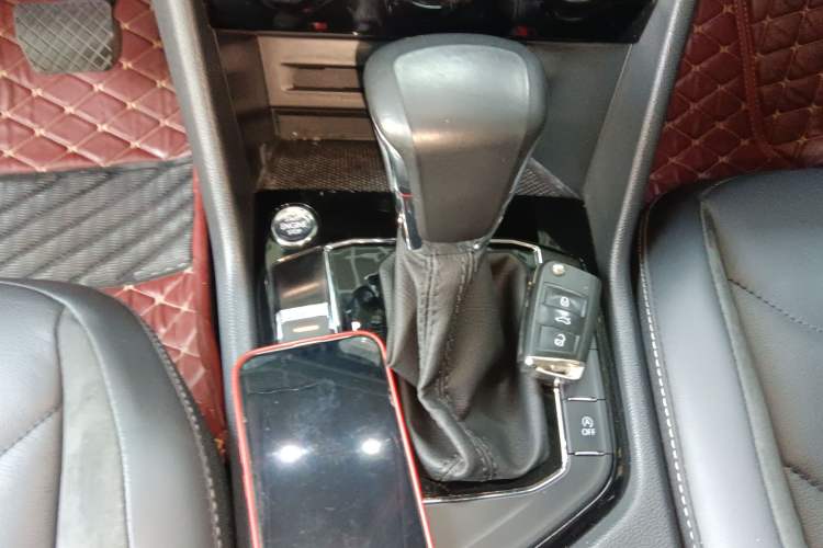 Used Volkswagen Tiguan L 2018 280TSI Automatic Two-Wheel Drive Comfort Edition