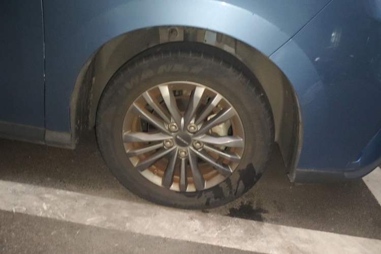 Used SAIC MAXUS EUNIQ 5 2020 1.3T PLUG-IN Elite Edition
