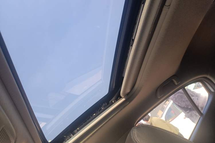 Used Mazda Mazda 3 Axela 2019 Cloud-Controlled Version Hatchback 2.0L Automatic Luxury Model China VI Standard
