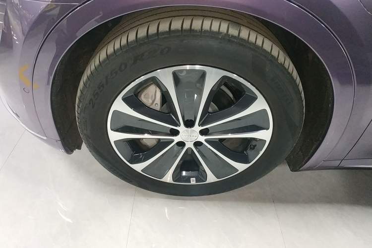 Used Hima Luxeed R7 2025 Range-Extended Version 251 km Max
