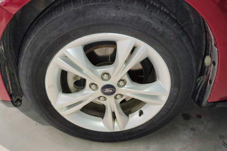 Used Ford Focus 2012 Hatchback 1.6L Automatic Fashion Edition
