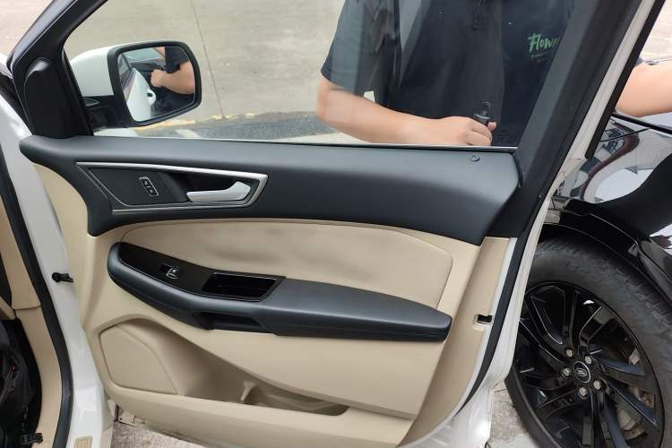 Used Ford Edge 2018 EcoBoost 245 Two-Wheel-Drive Titanium 5-Seater China V Standard
