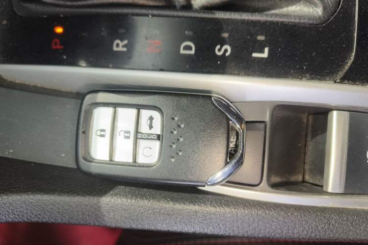 Used Honda Civic 2016 220TURBO CVT Luxury Edition