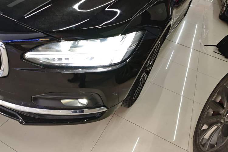 Used Volvo S90 2021 B5 Zhiyuan Luxury Edition
