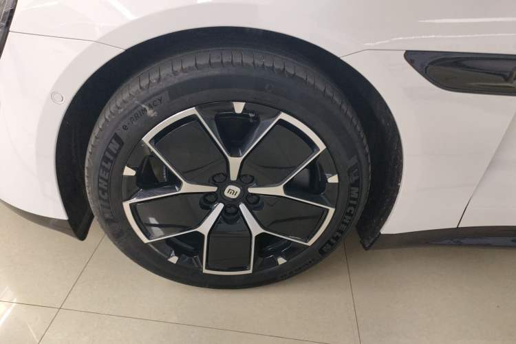 Used  SU7 2024 Rear-Drive Long-Range Intelligent Driving Version