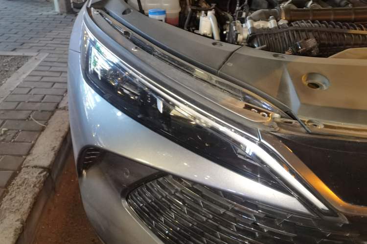 Used BYD Qin L 2025 DM-i Smart Drive 80KM Leading Model