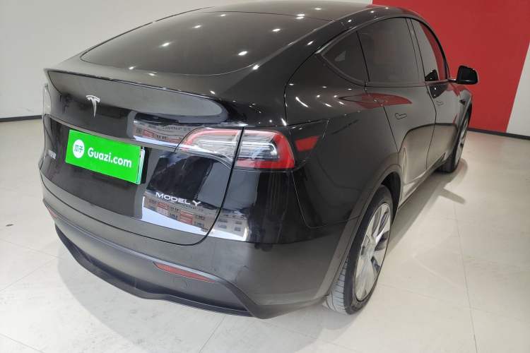 Used Tesla Model Y 2021 Standard Range Rear-Wheel Drive Version