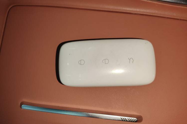 Used  L6 2025 EM-i 140km Starship Edition