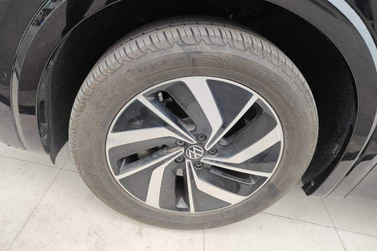 Used Volkswagen Viloran 2023 330TSI Luxury Edition