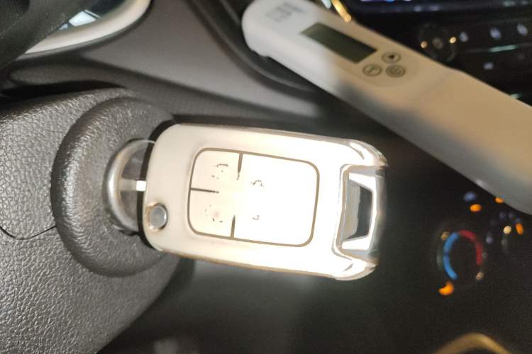 Used Chevrolet Monza 2020 Light Hybrid Redline 320T Dual-Clutch Joyful Edition
