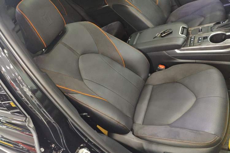 Used Toyota Crown Land Cruiser 2024 2.5L HEV Four-Wheel Drive Flagship Edition
