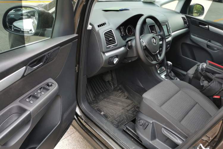 Used Volkswagen Sharan 2018 Revised Version 380TSI Comfort Edition 7-Seater