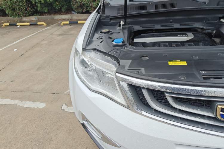 Used Geely Auto Emgrand X7 Sport 2016 2.0L Manual Smart Connect Version
