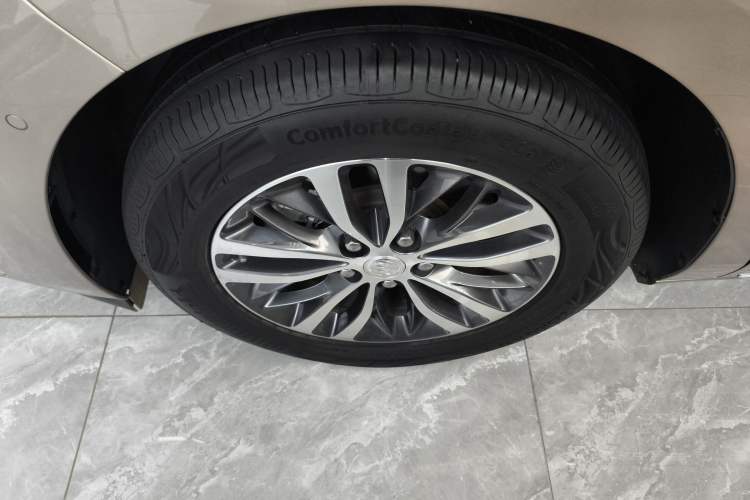 Used Buick GL8 2023 ES Lu Zun Deluxe Model
