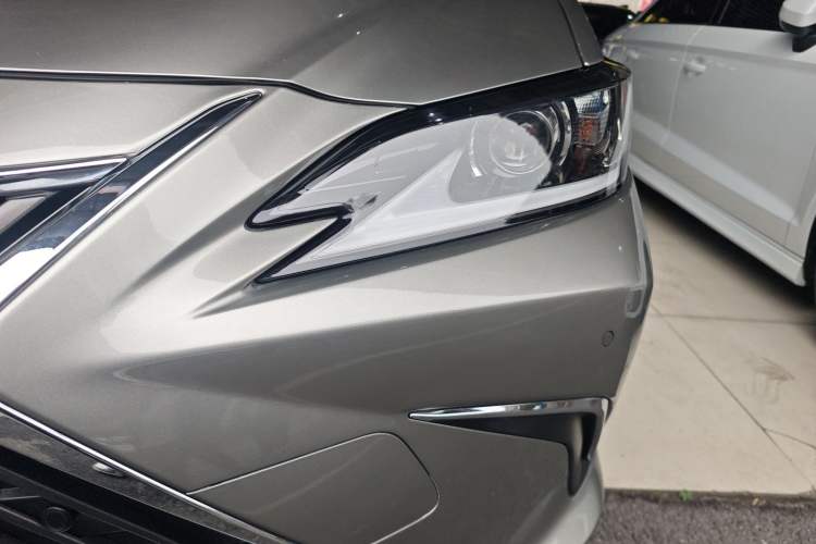 Used Lexus ES 2020 200 Excellence Edition