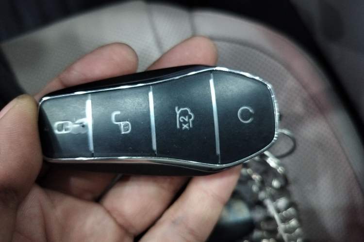 Used BYD Han 2025 EV with 701 km of Laser Radar-Enabled Intelligent Driving
