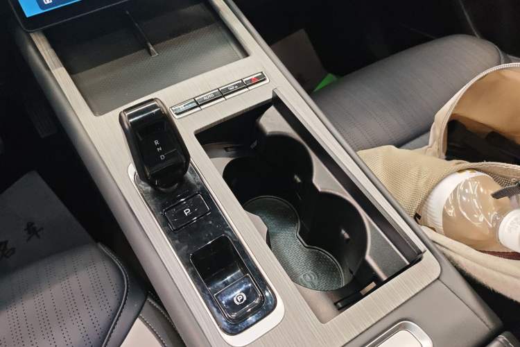 Used Geely Auto FX11 2024 1.5TD DCT Prestige Edition