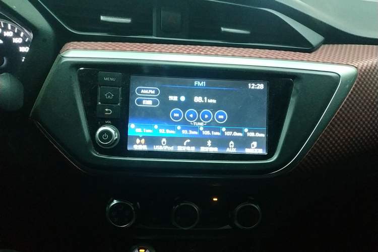 Used Nissan Lannia 2016 1.6L CVT Smart Cool Edition