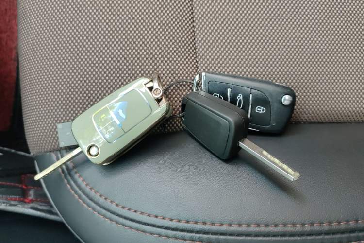 Used Chevrolet Cruze 2013 Hatchback 1.6L Automatic Luxury Model
