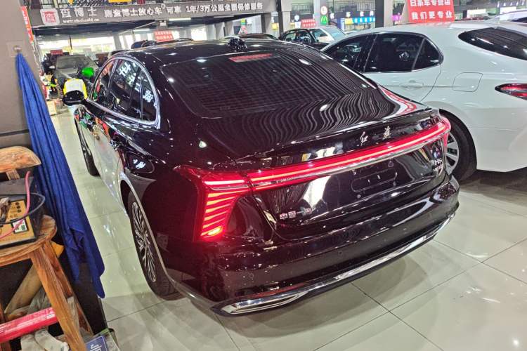 Used Hongqi H5 2024 2.0T Automatic Smart Connect Flagship Edition
