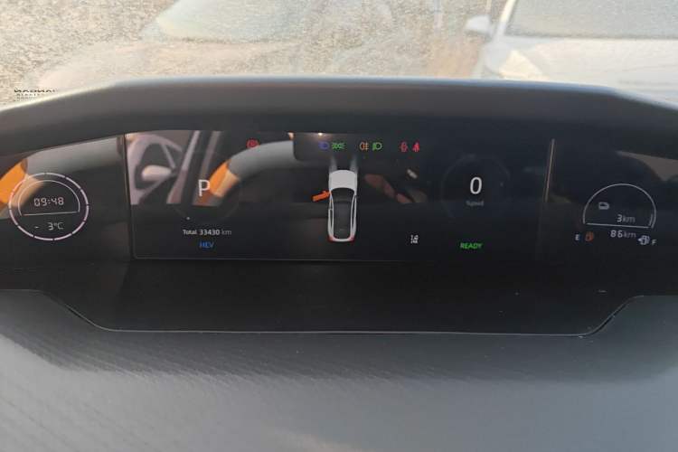 Used Changan UNI-V iDD 2023 Zhidian iDD 1.5T 113km Smart & Fun Version (Rapid Edition)