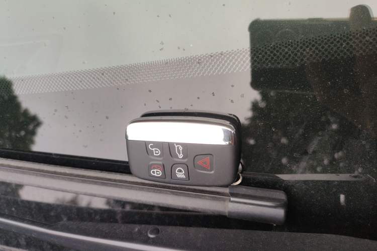 Used Land Rover Discovery Sport 2017 2.0T HSE