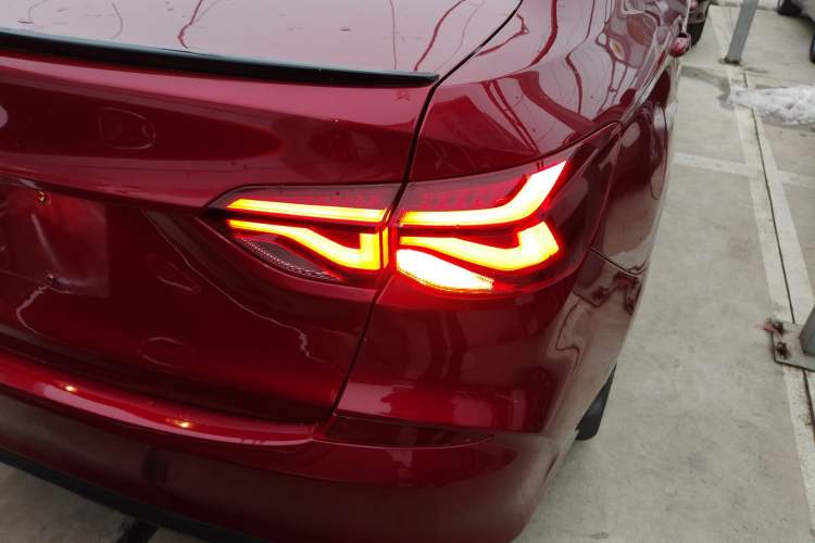 Used Chevrolet Monza 2019 Redline 320T Dual-Clutch Sporty Version China VI Standard
