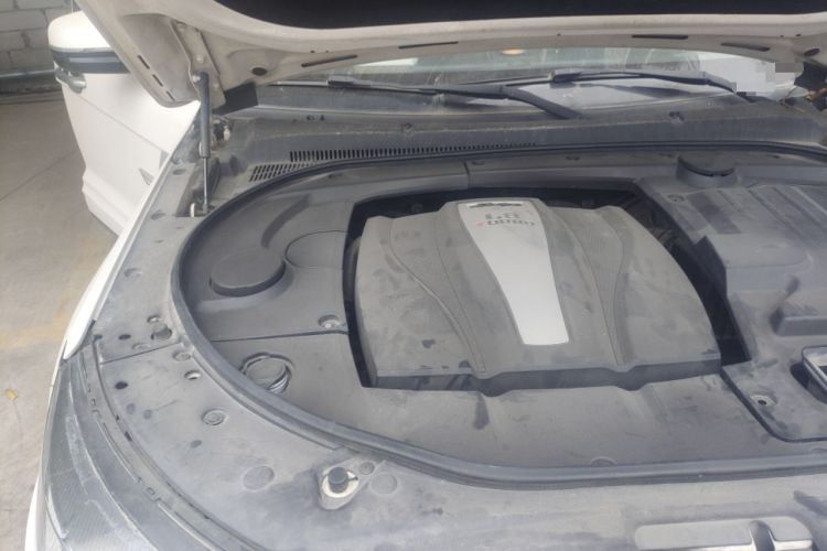 Used Zotye T700 2017 1.8T Dual-Clutch Luxury Model
