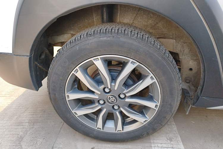 Used Toyota YARiS L 2022 X-Trail 1.5L CVT Luxury PLUS Edition
