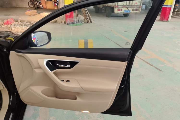 Used Nissan Teana 2016 2.0L XE Fashion Edition
