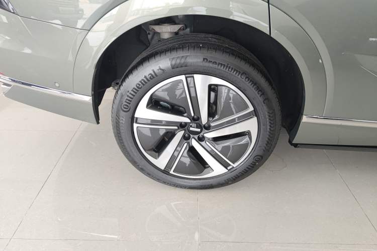 Used Wey Lanshan 2025 Four-Wheel Drive Max