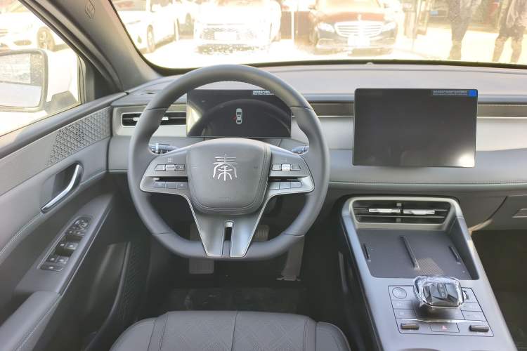 Used BYD Qin PLUS 2025 DM-i Smart Drive 55KM Leading Model