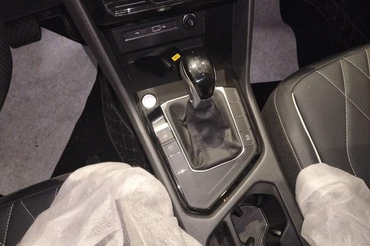 Used Volkswagen Tiguan L 
