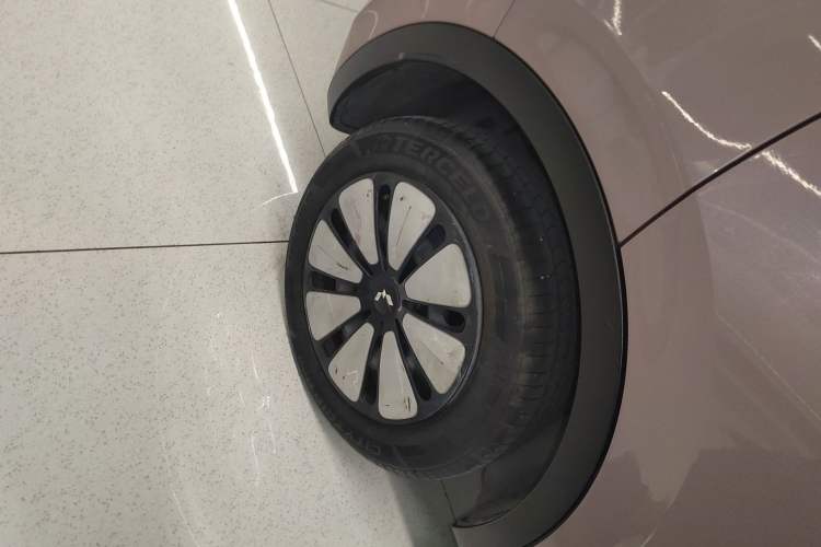 Used Wuling Bingo 2023 333 km Enjoyment Version