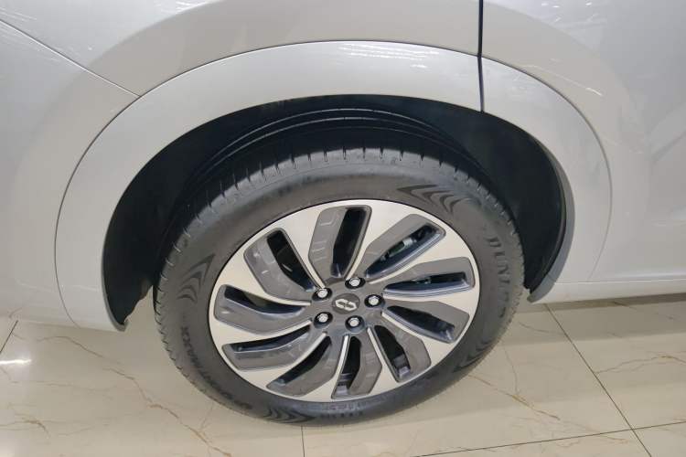 Used Hima AITO M7 2024 1.5T Rear-Drive Plus Version 5 Seats
