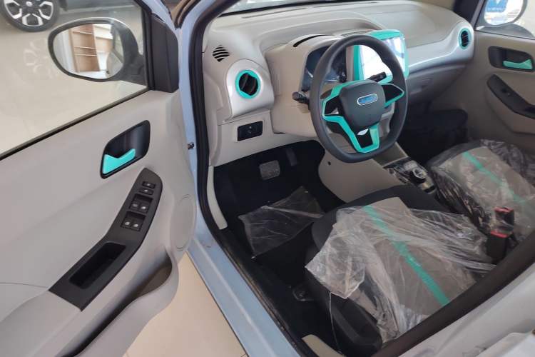 Used JMEV Xiao Qilin 2024 201km Comfort Version
